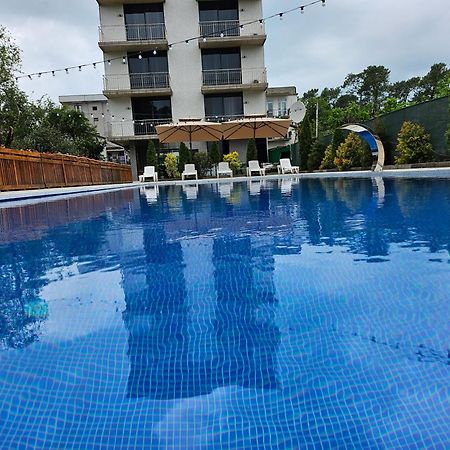 Green Terrace Kobuleti Ngoại thất bức ảnh