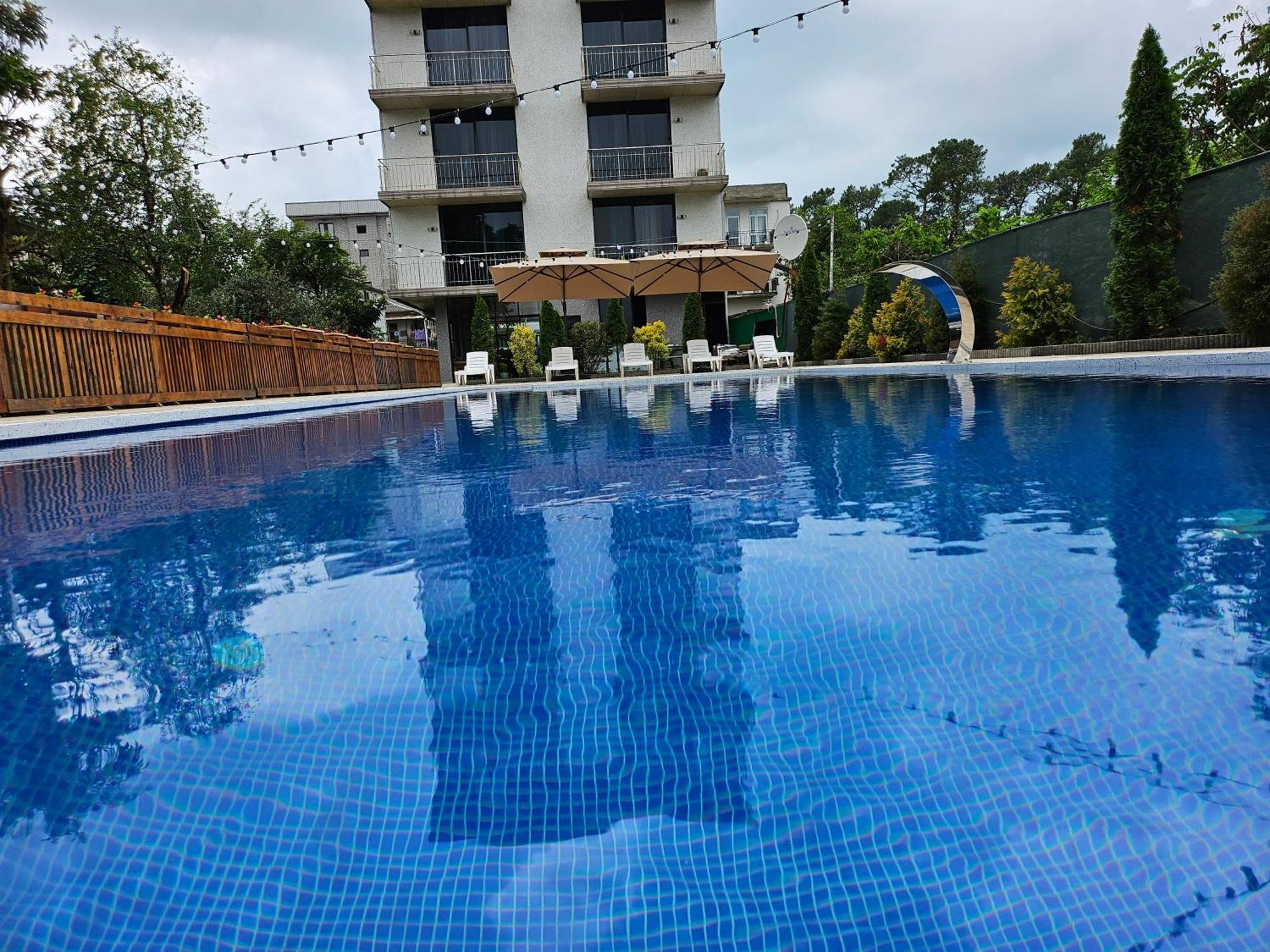 Green Terrace Kobuleti Ngoại thất bức ảnh